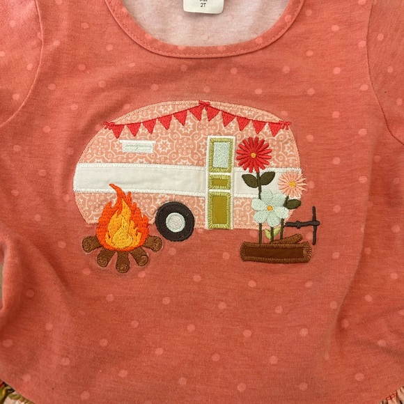 Ric rac and ruffles size 2T ruffle tunic pink floral camper - Picture 2 of 4